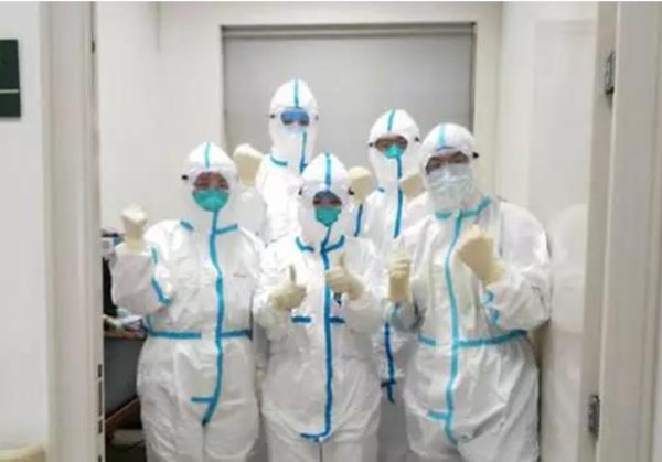 父母一線抗疫，孩子教育沒人抓？北京市教委：我們管！