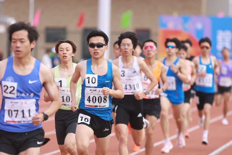首都高等学校第63届学生田径运动会开幕。北京信息科技大学供图