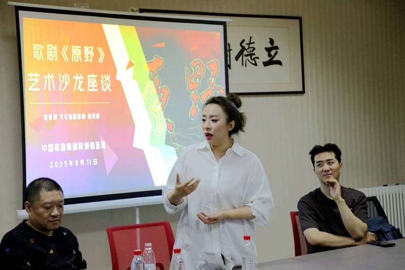 “高雅艺术进校园”活动举行。校方供图