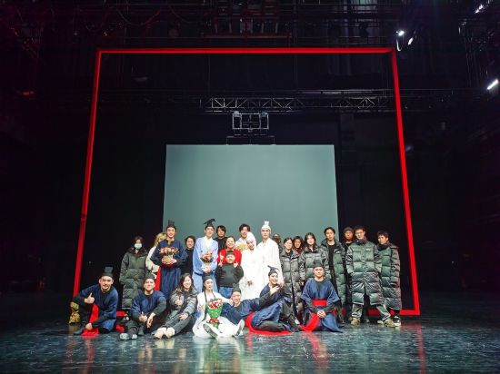 新时代校园剧目展演演出合照