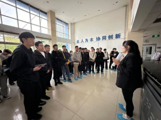 数字财经产业学院财务管理专业学生赴航信开展认岗实践